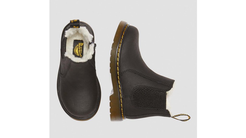 kids chelsea boots with fur lining